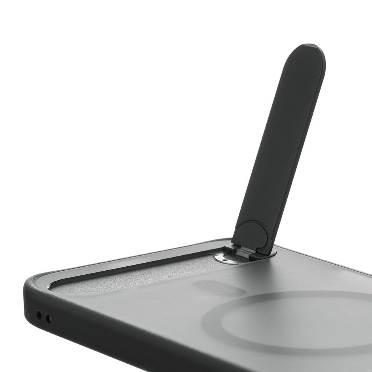 Защитный чехол uBear Stand, c поддержкой MagSafe для iPhone 17 Pro